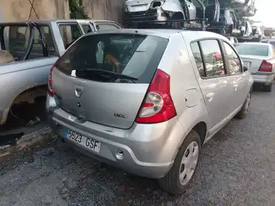 Veículo de Sucata dacia sandero 1.5 dci do ano 2009 alimentado k9k 796
