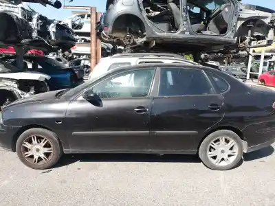 Veículo de Sucata seat cordoba (6l2) 2.0 do ano 2003 alimentado bby