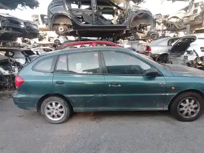 Veículo de Sucata kia rio i fastback (dc) 1.3 do ano 2003 alimentado a3e