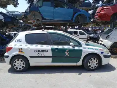 Veículo de Sucata PEUGEOT 307 (3A/C)  do ano 2003 alimentado RHY