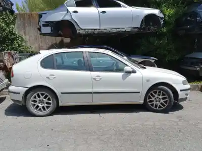 Scrapping Vehicle seat leon (1m1) 1.9 tdi of the year 2001 powered asv