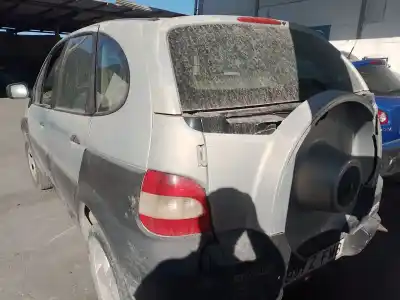 Sloopvoertuig RENAULT SCÉNIC I MONOSPACE (JA0/1_, FA0_)  van het jaar 2000 aangedreven F9Q 740