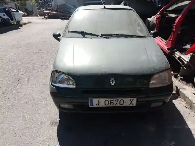 Sloopvoertuig RENAULT CLIO I (B/C57_, 5/357_)  van het jaar 1996 aangedreven E7J