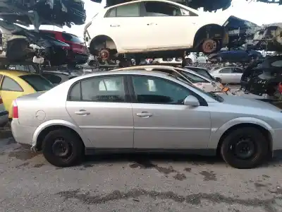 Veicolo di demolizione opel vectra c (z02) 1.9 cdti (f69) dell'anno 2004 alimentato z 19 dth