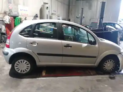 Véhicule à la ferraille citroen c3 i (fc_, fn_) 1.4 hdi de l'année 2006 alimenté 8hx (dv4td),8hz (dv4td)