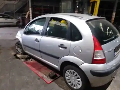 Véhicule à la ferraille citroen c3 i (fc_, fn_) 1.4 hdi de l'année 2006 alimenté 8hx (dv4td),8hz (dv4td)