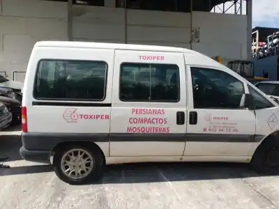 Vehicul casat peugeot expert (224_) 2.0 hdi al anului 2005 alimentat rhz