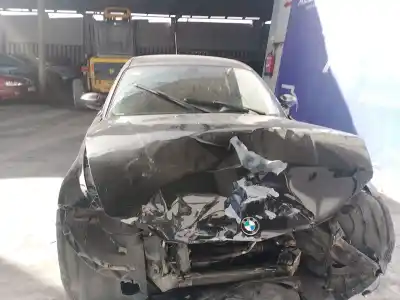 Veículo de Sucata bmw 1 (e87) 118 d do ano 2009 alimentado n47 d20 a,n47 d20 c