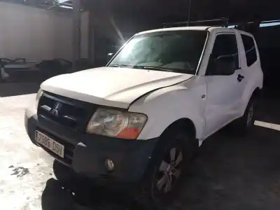 Veículo de Sucata mitsubishi montero iii (v7_w, v6_w) 2.5 tdi (v64w, v74w) do ano 2005 alimentado 4d56-t