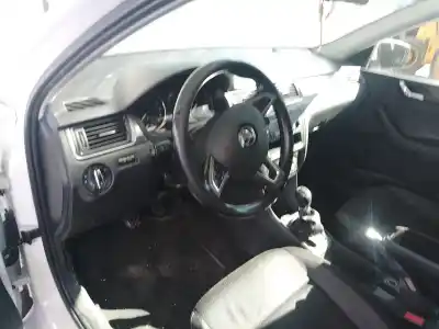 Sloopvoertuig skoda rapid (nh3, nk3, nk6) 1.6 tdi van het jaar 2014 aangedreven cay