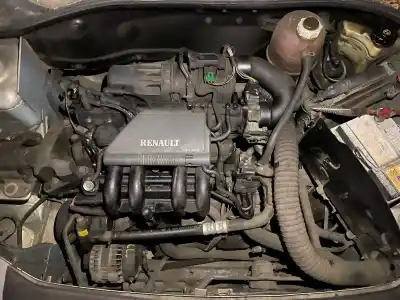 Scrapping Vehicle renault   of the year 1998 powered 