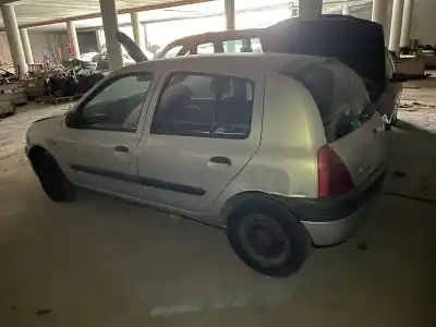 Scrapping Vehicle renault   of the year 1998 powered 