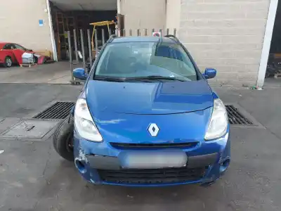 Здавання транспортного засобу RENAULT CLIO III GRANDTOUR 1.5 DCI DIESEL CAT року 2009 потужний 