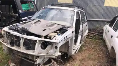 Veicolo di demolizione SUZUKI GRAND VITARA 2.0 TD /RF dell'anno 2001 alimentato 