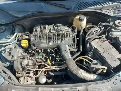 Здавання транспортного засобу renault                                            clio ii                                                                                                                                                                                                                                                    fase ii (b/cb0) року 2001 потужний 