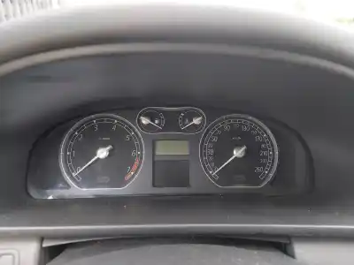 Здавання транспортного засобу renault laguna ii bg0 authentique року 2002 потужний 