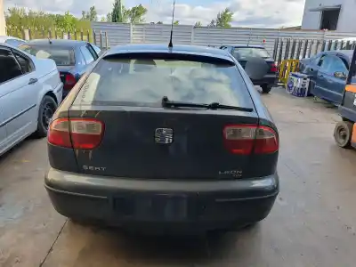 Здавання транспортного засобу seat leon (1m1) ahf року 1999 потужний 