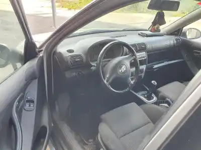 Scrapping Vehicle seat                                               leon                                                                                                                                                                                                                                                       (1m1) signo                                                                                                                                                                                                                                                of the year 2003 powered 