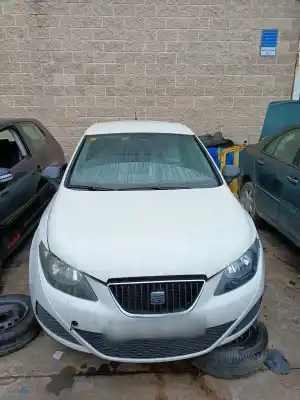 Veículo de Sucata SEAT IBIZA (6J5) Ecomotive do ano 2010 alimentado 
