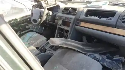 Здавання транспортного засобу land rover range rover (lp) dt (100kw) року 1994 потужний 