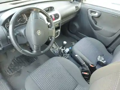 Veículo de Sucata opel corsa c corsa c do ano 2003 alimentado 