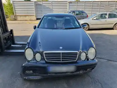 Здавання транспортного засобу CLASE C CLASE CLK W208 COUPE 320 208.365 року 1998 потужний 