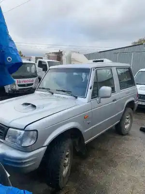 Veicolo di demolizione mitsubishi galloper (hyundai) 2.5 td (5-ptas) dell'anno 1998 alimentato 
