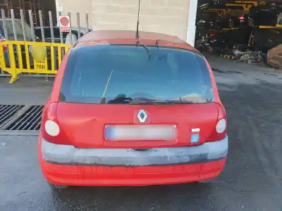 Здавання транспортного засобу renault clio ii fase ii (b/cb0) року 2001 потужний 