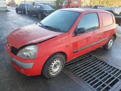 Здавання транспортного засобу RENAULT CLIO II FASE II (B/CB0) року 2001 потужний 