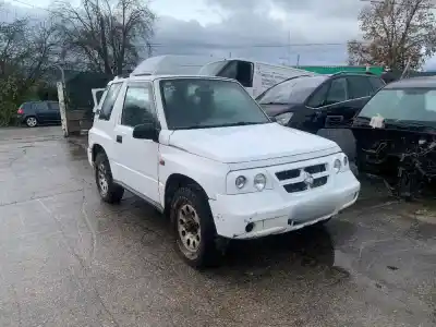 Veicolo di demolizione suzuki santana 300 2.0 hdi dell'anno 2007 alimentato 