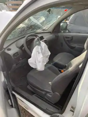 Véhicule à la ferraille corsa                                              combo                                                                                                                                                                                                                                                      corsa c familiar                                                                                                                                                                                                                                           de l'année 2003 alimenté 