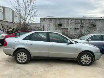 Scrapping Vehicle audi a4 avant (8e) 1.8 t quattro of the year 1994 powered 