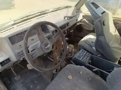 Sloopvoertuig nissan patrol (k/w260) * van het jaar 1989 aangedreven rd28t