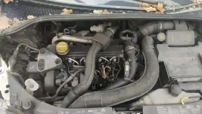 Здавання транспортного засобу renault clio iii clio iii року 2007 потужний 