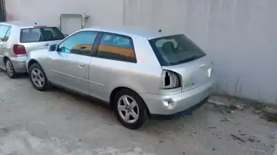 Veicolo di demolizione AUDI A3 (8P) 1.6 102 CV / 75 KW dell'anno 0 alimentato 