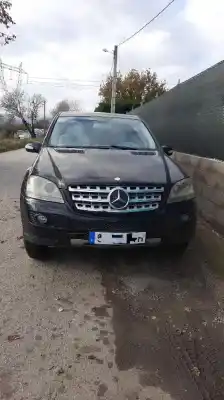 Veículo de Sucata CLASE C                                            CLASE M                                                                                                                                                                                                                                                    W164 320 350 CDI 164.122 do ano 0 alimentado OM642940