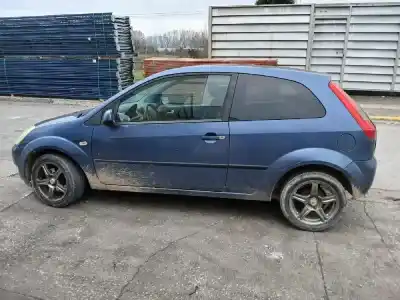 Veículo de Sucata ford fiesta (cbk) ambiente do ano 2003 alimentado 