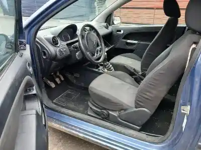 Veículo de Sucata ford fiesta (cbk) ambiente do ano 2003 alimentado 