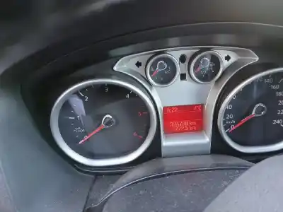 Veículo de Sucata ford focus berlina (cap) ambiente (d) do ano 0 alimentado kkda