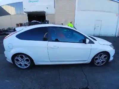 Veículo de Sucata ford focus berlina (cap) ambiente (d) do ano 0 alimentado kkda