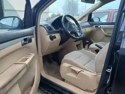 Scrapping Vehicle volkswagen touran (1t1, 1t2) 2.0 tdi 16v of the year 0 powered bkd