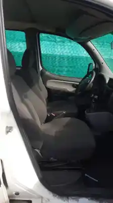 Sloopvoertuig fiat i doblò (119) 1.9 8v multijet active com. (77kw) 105 cv / 77 kw van het jaar 0 aangedreven 