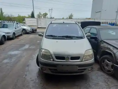 Здавання транспортного засобу renault scenic (ja..) 1.9 dci authentique року 2002 потужний 