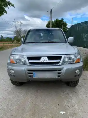 Sloopvoertuig mitsubishi montero (v60/v70) 3.2 di-d avance van het jaar 2000 aangedreven 