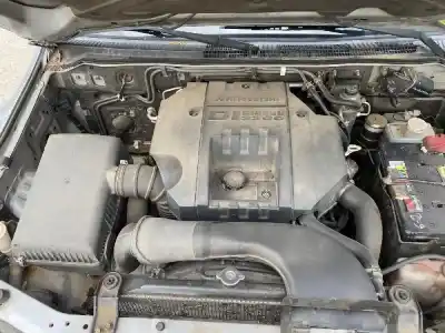 Sloopvoertuig mitsubishi montero (v60/v70) 3.2 di-d avance van het jaar 2000 aangedreven 