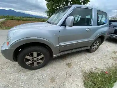 Sloopvoertuig mitsubishi montero (v60/v70) 3.2 di-d avance van het jaar 2000 aangedreven 