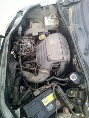 Veículo de Sucata renault kangoo (f/kc0) authentique do ano 0 alimentado 