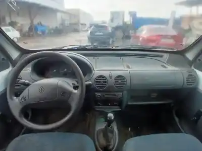 Veículo de Sucata renault kangoo (f/kc0) authentique do ano 0 alimentado 