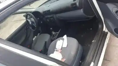 Veículo de Sucata seat leon (1m1) signo do ano 0 alimentado 