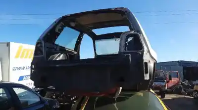 Véhicule à la ferraille VOLKSWAGEN GOLF IV  de l'année 0 alimenté AGU